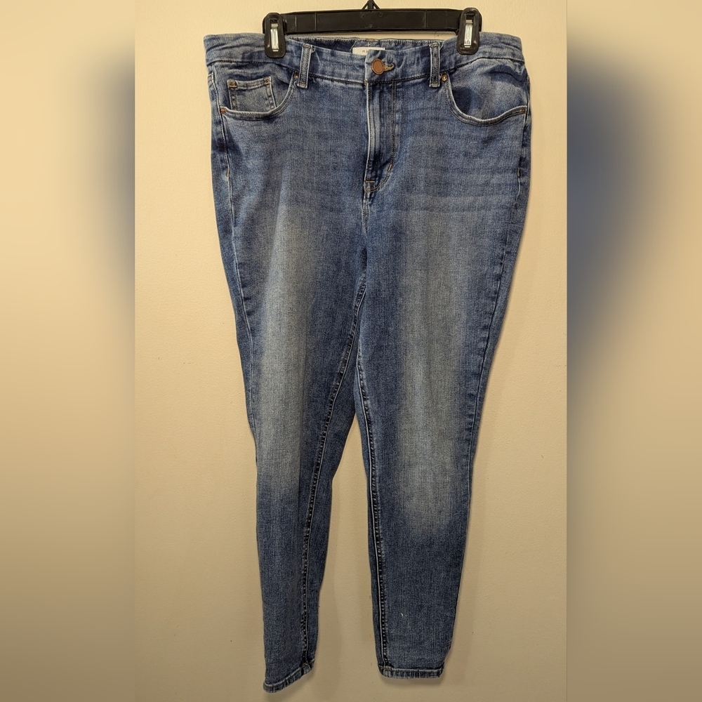 M by Maurice's Skinny Jeans High Waist Stretch Medium Wash Women's Size L